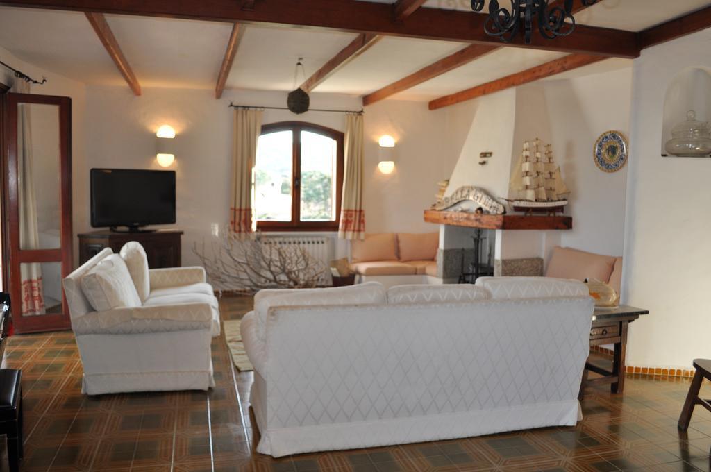 Villa Annalia Cannigione Exterior photo